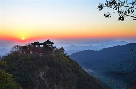 莫干山怎麼遊 當代詩人筆下的莫干山